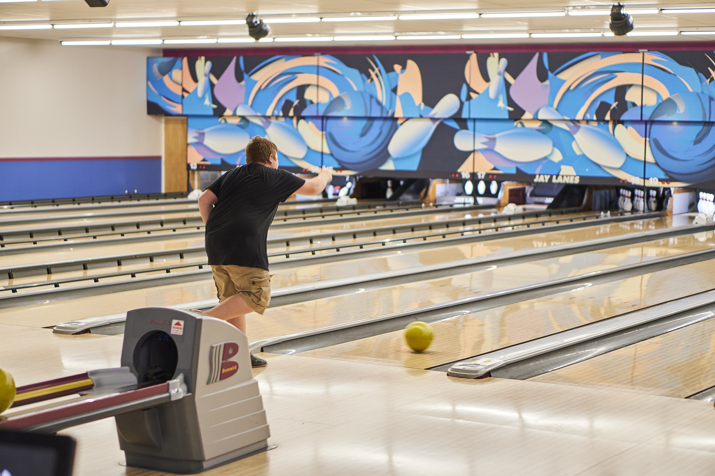 Corporate Team Building with a Twist: Organizing a Memorable Bowling Event